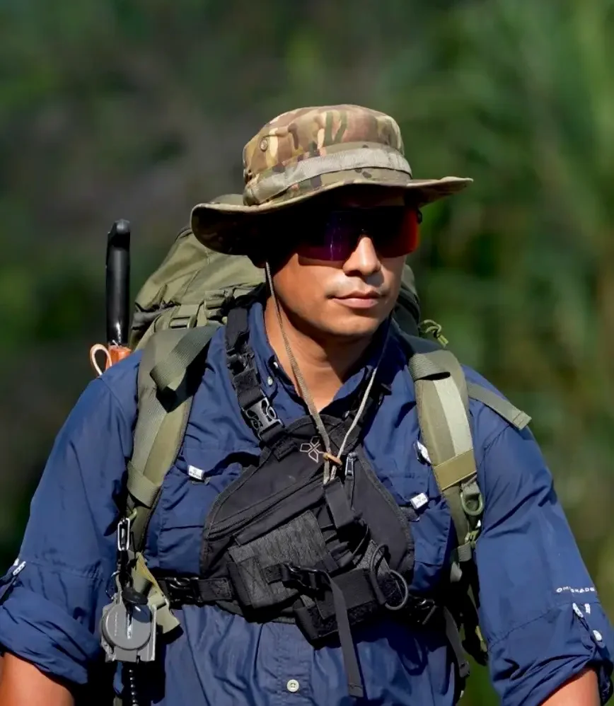 David Villanueva in the field, Osa Peninsula